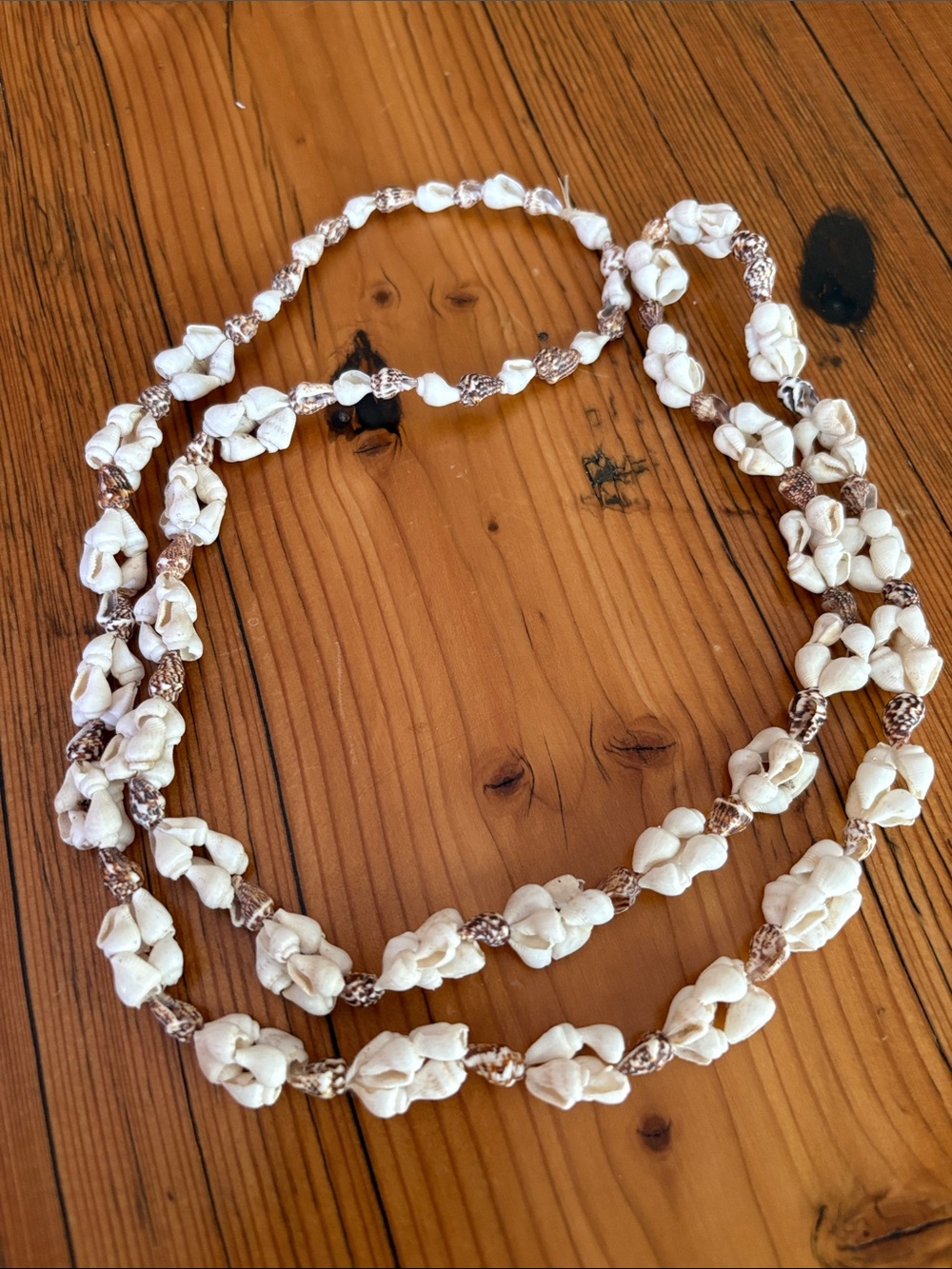Handmade White and Tan Shell Lei Necklace - Women Jewelry